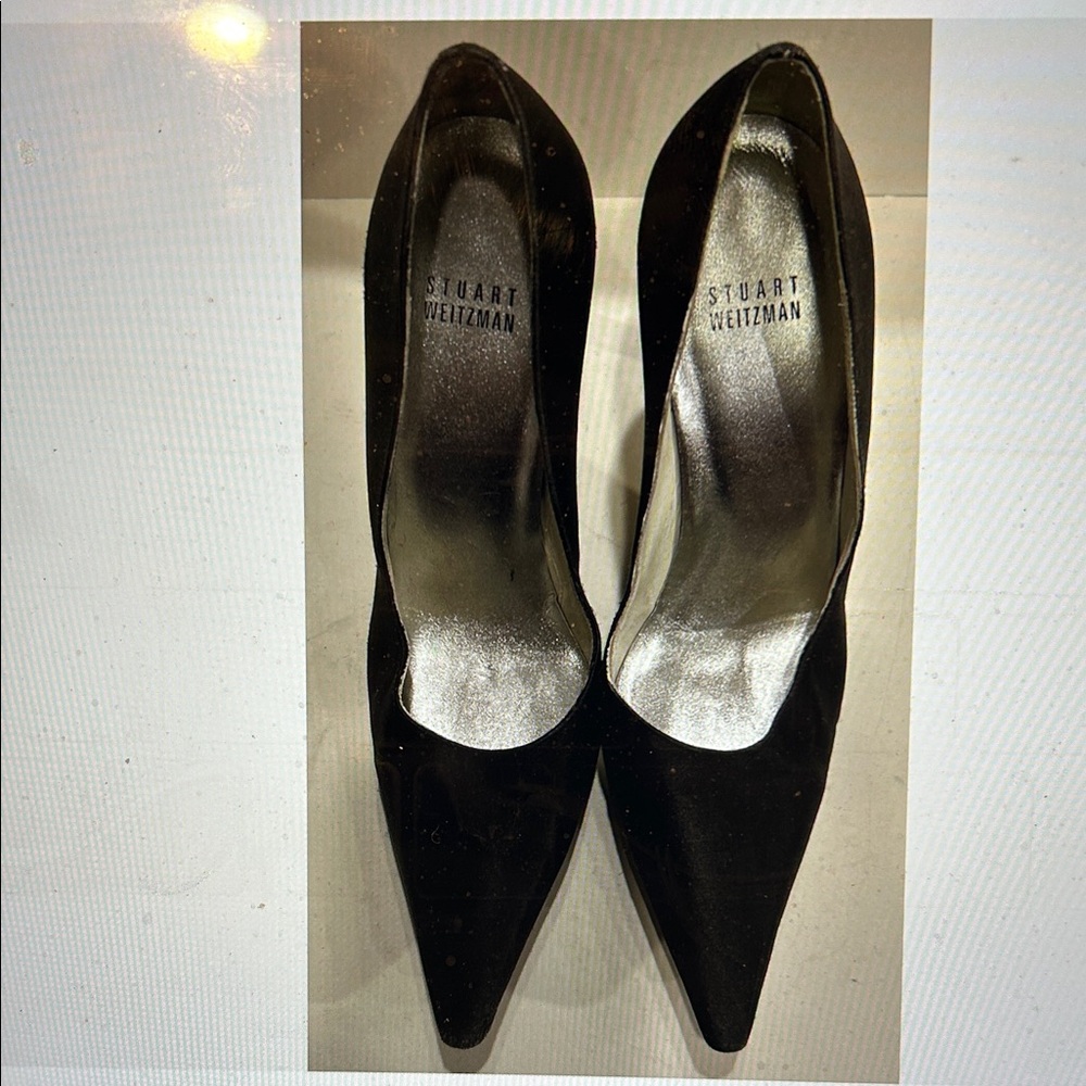 Stuart Weitzman Elegant Black Women's Pumps